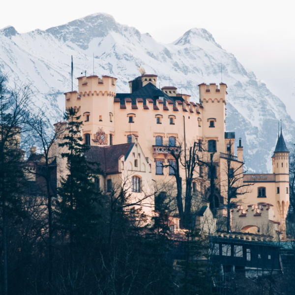 Itinerario low cost alla scoperta dei i castelli più belli d’Europa secondo Omio