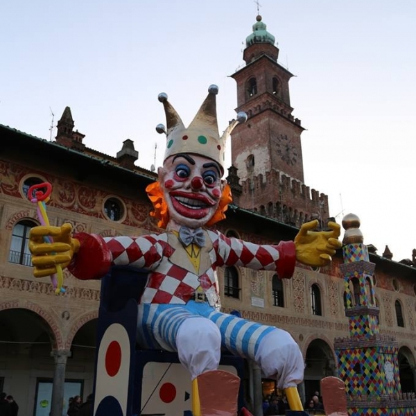 Tutti in maschera a Vigevano per il Carnevale 2017