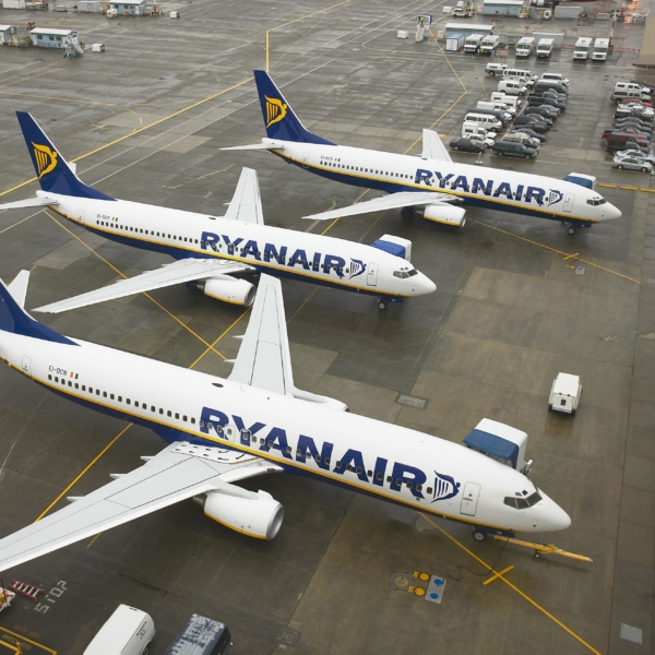 Ryanair lancia il weekend delle promozioni “Black Friday”