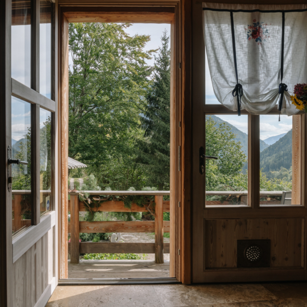 Airbnb & Visit Trentino lanciano il concorso “La pausa pranzo più bella del mondo”